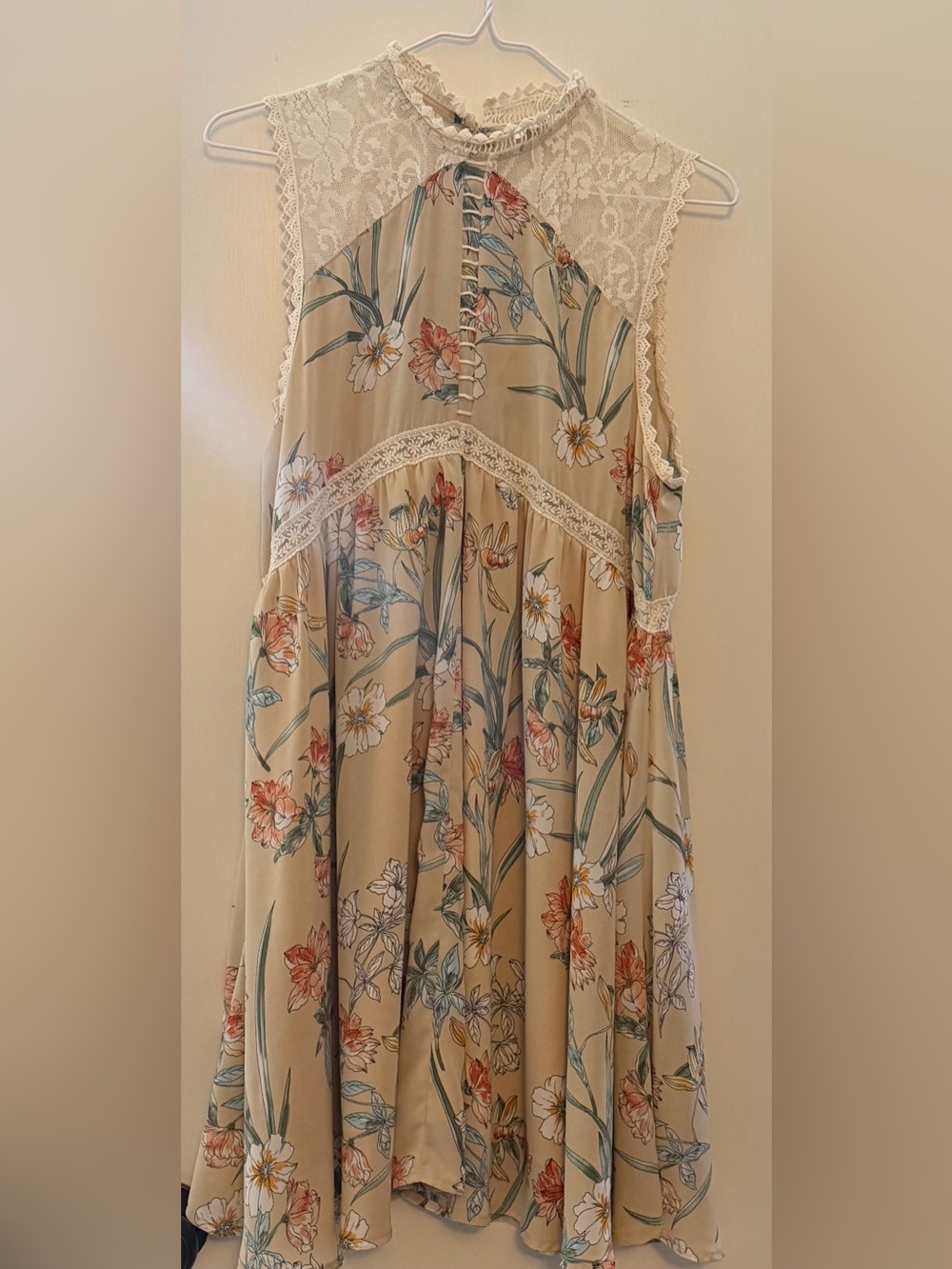 Umgee Floral Lace-Accent Sleeveless Midi Dress in Beige